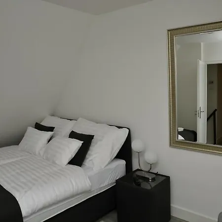 Apartamento Bence Castle House *
